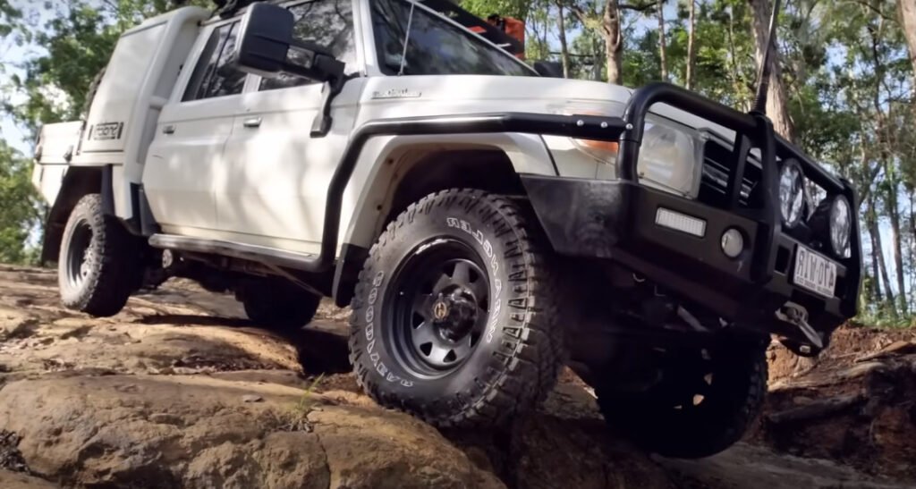 GOODYEAR WRANGLER ALL-TERRAIN Review Rock