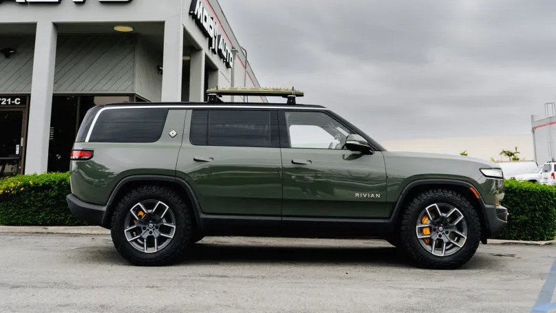 What Are the Best Tires for the Rivian R1S