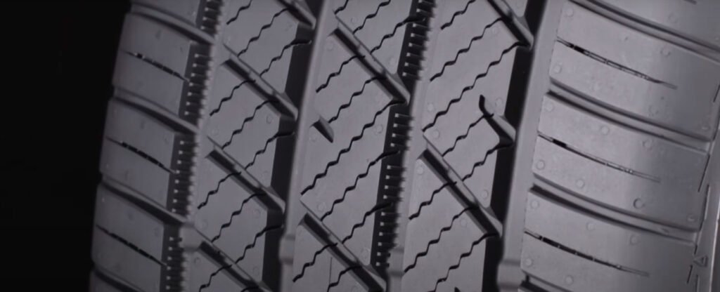 Bridgestone Potenza RE980AS Plus Tire 